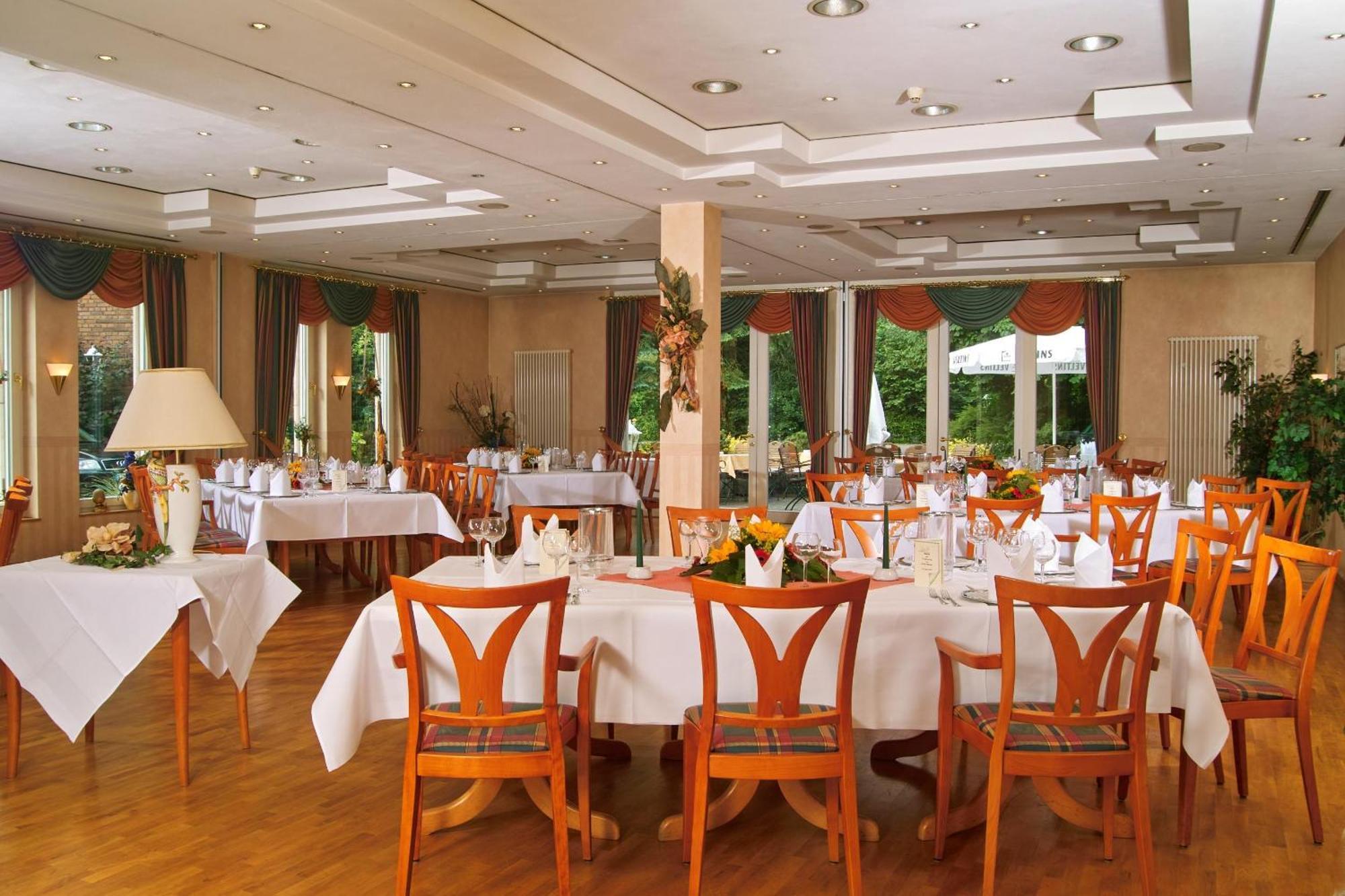 Hotel Restaurant Witte Ahlen Bagian luar foto